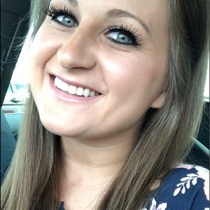 Meet your Posher, Kayce